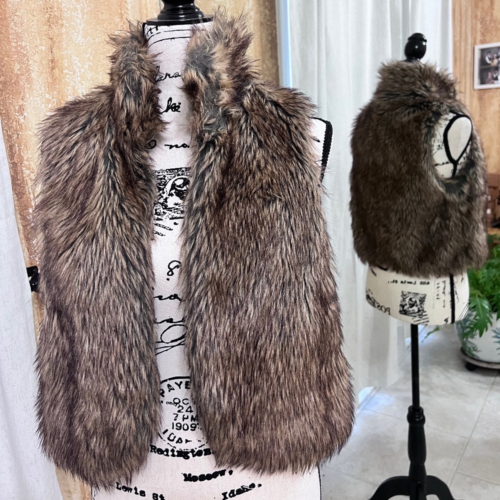 brown fur vest